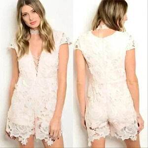 ROMPER CROCHET PINK LACE UP